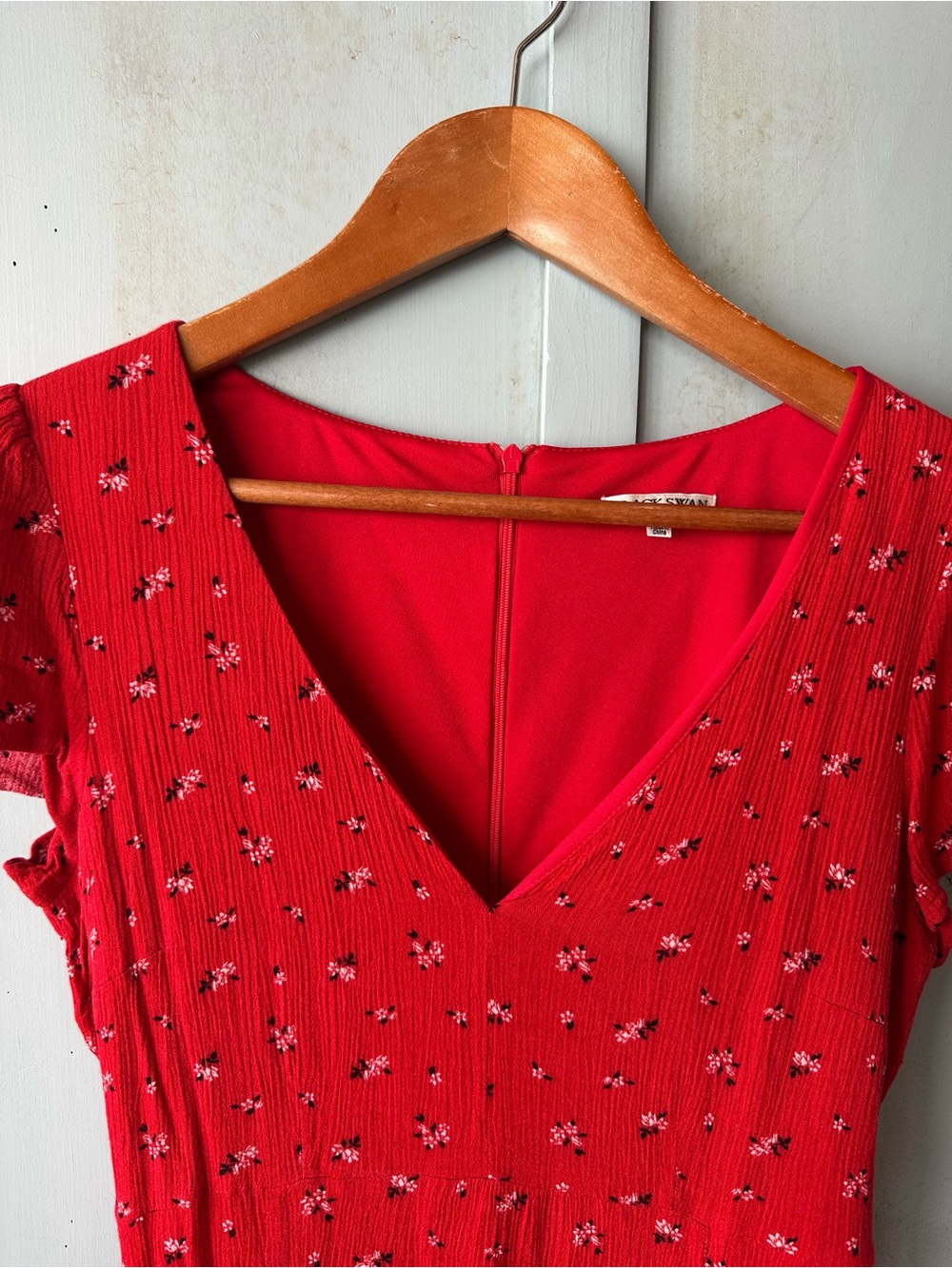 Vintage Red Floral Fit & Flare Dress - Women - Picture 4 of 8